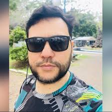 🚨| ÚLTIMA HORA Confirmado: YouTube cierra el canal oficial de Nicolás  Maduro; tenía más de 233.000 suscriptores. Usado para discursos y eventos  presidenciales, ya no existe