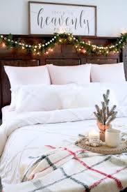Farmhouse Christmas Bedroom Ideas Christmas Bedroom Decor Garland On Headboard Sign In 2020 Christmas Decorations Bedroom Winter Bedroom Decor Christmas Bedroom