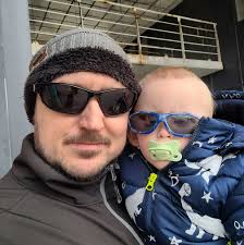 Got some Cenobite vibes going 😎 now if I could find a good black shader  for robes and boots 🤔