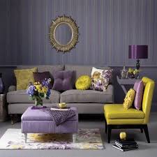 Cerahkan hari kamu dengan warna hitam dan putih pastinya akan sangat sesuai dipasangkan dengan warna ungu lihat saja contohnya adalah kombinasi warna ungu violet dengan warna biru hijau blue green untuk lebih. Warna Cat Ungu Cocok Dengan Warna Apa Saja Ini Jawabannya
