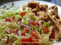 Ensaladang Repolyo With Chicharon Overseas Pinoy Cooking Filipino Vegetable Recipes Mexican Food Recipes Salad Dishes