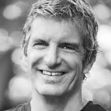 DYNAMIC OUTDOOR SPACES