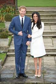 Apesar de passarem o natal separados, os dois foram vistos em londres comprando uma árvore de natal. Prince Harry Photos Photos Announcement Of Prince Harry S Engagement To Meghan Markle Prince Harry Royal Engagement Prince Harry And Megan