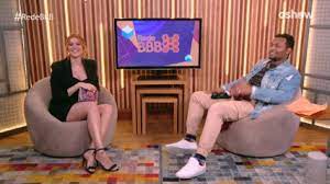 Com 58,86% dos votos, o professor enfrentou o a berlinda recebeu 86.040.087 votações do público através do site do gshow. Bate Papo Bbb Confira A Primeira Entrevista Com Os Eliminados Da 21Âª Edicao Videos Bbb Gshow