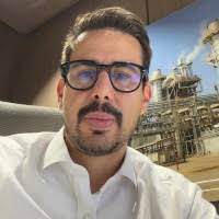 Arturo Bravo Email & Phone Number