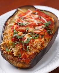 This Quinoa Eggplant Parm Boat Is So Perfect For A Vegan Lunch Vegan Lunch Healthy Recipes Vegetarian