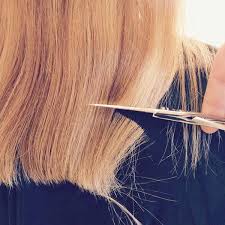 With or without hair, demi still looks amazing. When To Wash Your Hair When To Get A Hair Cut