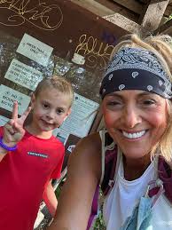 Yesterday was Corky's 60th birthday, and now today is Ulises's 48th  birthday ! I couldn't be there today but at least I was there to celebrate  Corky's 60th yesterday. This was the