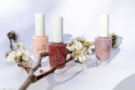 Natural fragrance brand pacifica also makes nail polishes and we found this gave good, even application and the colour came out bright and here's an impressive entry from a uk brand. 25 Vegan Nail Polish Brands Making Our Manicures Green