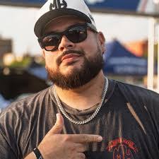 Tanner Reber's Instagram, Twitter & Facebook