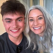 MICHELLE HAUGHT(@michelle.haught) • Instagram 사진 및 동영상