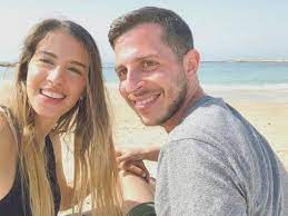 גלעד שליט, נקלט לאחרונה לשורות בנק דיסקונט. Geodyzae68v Xm