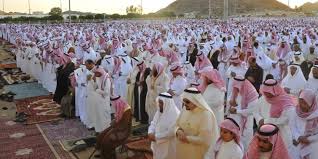 العيد عبارات تهنئة للعيد العيد كلنا ننتظر قدوم يوم العيد بكلّ لهفة وشوق وسعادة، فدائِماً ما يعود العيد على كل مقالات ذات صلة. Ù‡Ù†Ø§ Ù…ÙˆØ¹Ø¯ ØµÙ„Ø§Ø© Ø¹ÙŠØ¯ Ø§Ù„ÙØ·Ø± ØºØ¯ Ø§ ÙÙŠ Ù…Ø®ØªÙ„Ù Ù…Ù†Ø§Ø·Ù‚ Ø§Ù„Ù…Ù…Ù„ÙƒØ© ØµØ­ÙŠÙØ© Ø§Ù„Ù…ÙˆØ§Ø·Ù† Ø§Ù„Ø¥Ù„ÙƒØªØ±ÙˆÙ†ÙŠØ©