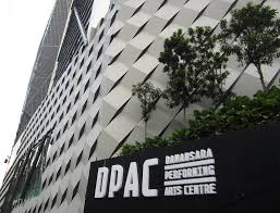 The centre acts as a bridge between the uni. Damansara Performing Arts Centre Kakiseni