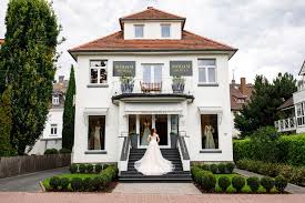 Brautkleider unter 300 euro von h&m. Anbieter Siodam Die Villa