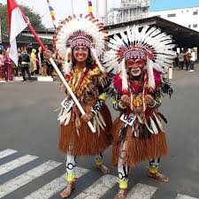 Baju Adat Papua Baju Adat Irian Jaya Baju Papua Hub Hp Whatsapp 081297046330 Di 2020
