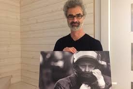 Le tourist trophy est une grande course de moto se déroulant sur l'île de man au large de l'angleterre. Sur L Ile De Man Il A Photographie La Course De Moto La Plus Dangereuse Du Monde La Gazette Du Centre Morbihan