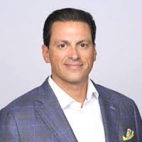 Daniel Parrella's Instagram, Twitter & Facebook