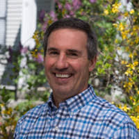 Randall Pike's Instagram, Twitter & Facebook