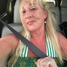 Pamela Anderson is now the face of MAC's new 'Barely There' makeup line..🤍