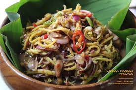 Ulek cabai, terasi, garam dan gula (agak banyak), kemudian masukkan mangga yang sudah dicacah. Amie S Little Kitchen Sambal Mangga Belacan