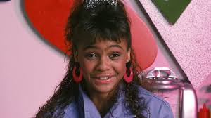 Lark Voorhies aka teen fashionista Lisa Turtle will appear in 'Saved by the  Bell' reboot