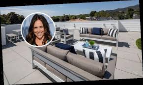 Jennifer Love Hewitt Snags Family Sized Pacific Palisades Home Showcelnews Com