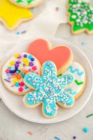 The decorator has greater latitude to create. Easy Sugar Cookie Icing Live Well Bake Often