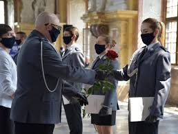 Wyróżnienia i awanse wołowskich policjantów