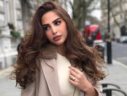 Jun 15, 2021 · تسببت أحدث صورة للمذيع العراقي المقيم في الكويت صالح الراشد، بردود فعل واسعة بين الجمهور، عقب ظهوره بتسريحة شعر جديدة، منسدلًا على كتفه بطريقة، وصفها ÙÙˆØ² Ø§Ù„ÙÙ‡Ø¯ ØªÙƒØ´Ù Ø¹Ù† Ø¬Ù†Ø³ Ù…ÙˆÙ„ÙˆØ¯Ù‡Ø§ ÙˆÙ‡Ø¯ÙŠØ© ÙØ§Ø®Ø±Ø© Ù…Ù† Ø²ÙˆØ¬Ù‡Ø§ Jadeedoha