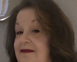 Teresa Pollitt's Instagram, Twitter & Facebook