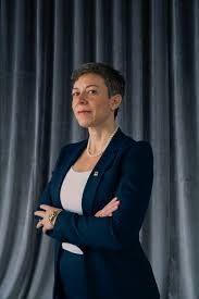 Save time with free and ongoing guidance. Laurentian Bank S Rania Llewellyn Has A Message For All The Doubters Underestimate Me That Ll Be Fun The Globe And Mail