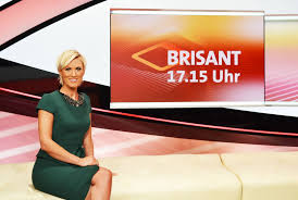 Check spelling or type a new query. Brisant Diese Woche Moderatorin Kamilla Senjo Bei Facebook