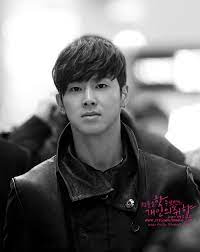 526 641 pics of yunho while he s in the army jyj tvxq jaejoong