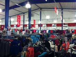 Dieser sportscheck gutschein sichert dir satte 10€ rabatt ♥ täglich geprüft & garantiert gültig ✓ 1 mio. á… Sport Scheck Outlet Unterhaching Sportliche Schnappchen S Checken Lohnt Sich S
