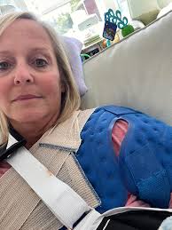 Any recovery tips for rotator cuff surgery?