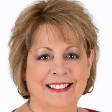 Tina Banks's Instagram, Twitter & Facebook