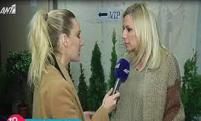 Στις φωτογραφίσεις και στην τηλεόραση φαίνονται δίμετρες φορώντας τα αγαπημένα τους ψηλοτάκουνα. Karabatoy De 8a Pisteyete Posa Kila Exei Parei Ston Ekto Mhna Ths Egkymosynhs Ths Mothersblog Gr
