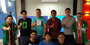 Dengan puisi, seseorang yang sulit mengucapkan sesuatu bisa tersampaikan dengan mudah. Grand Senheng Setia Alam S Ps4 Senheng Malaysia Facebook