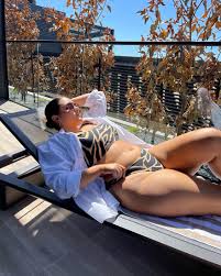 Yasmine Minovski - new AGT model - Plus-Size Models - Curvage