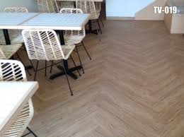 Maybe you would like to learn more about one of these? Lantai Vinyl Dengan Motif Kayu Untuk Keindahan Ruang Kerja Dan Usaha