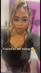 Leigh-ann Slack (@leanique1tik)