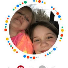 Melanie Inman's Instagram, Twitter & Facebook