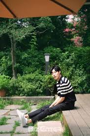 Wallpapers in ultra hd 4k 3840x2160, 1920x1080 high definition resolutions. Interview Lucky Romance Ryu Jun Yeol I Am Lucky To Be Successful Hancinema