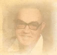 Anna Knipfel's Instagram, Twitter & Facebook