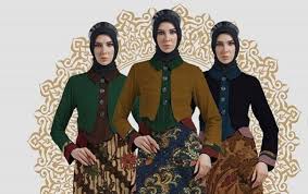 Ada beragam model batik kombinasi yang sekarang ini sudah beredar. 10 Model Padu Padan Gamis Batik Dan Blazer Gamis