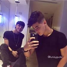 20+ fade lunay haircut background. Pin By Samy Oviedo On Lunay Pretty Men Light Skin Boys Famous Celebrities