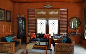 Dua tipe itu hanya merupakan sebagian dari berbagai macam bentuk rumah yang ada. Desain Ruang Tamu Rumah Joglo Cek Bahan Bangunan