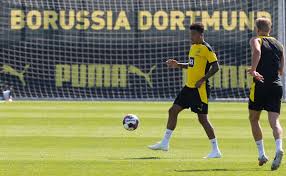 Jadon sancho is now level with lionel messi for most assists (23) over the last two seasons among europe's top five leagues 🔥 only thomas müller (30) and kevin de bruyne (30. Dortmund Insists Decision To Keep Sancho Is Final Chinadaily Com Cn