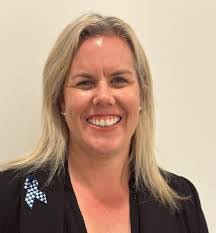 Alison Martin's Instagram, Twitter & Facebook